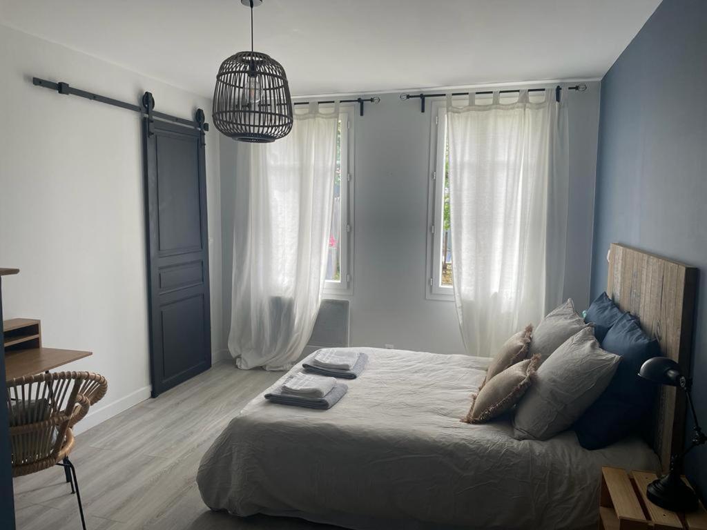 Charmante Echoppe En Pierre Proche Gare Villa ลีบอร์น ภายนอก รูปภาพ